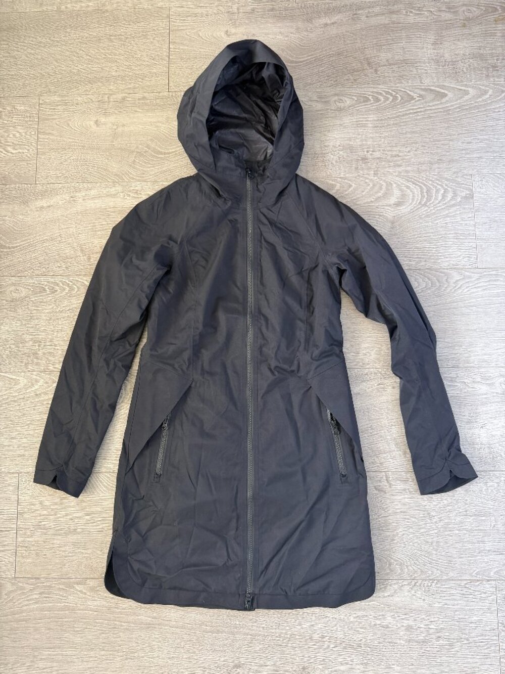 lululemon Fo Drizzle Rain Jacket Black Hooded Parka sz Womens 2 XS